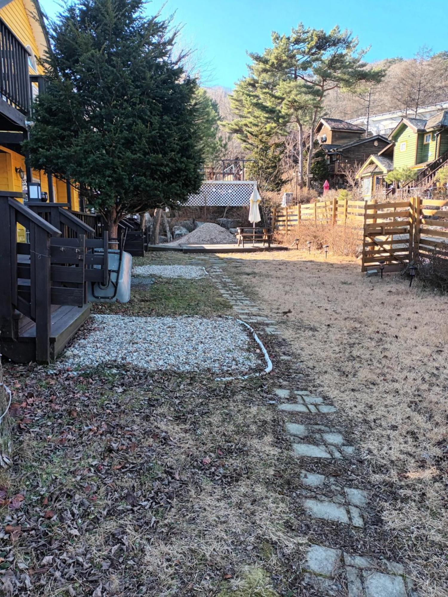 Honey Bear Pension Pyeongchang Eksteriør billede